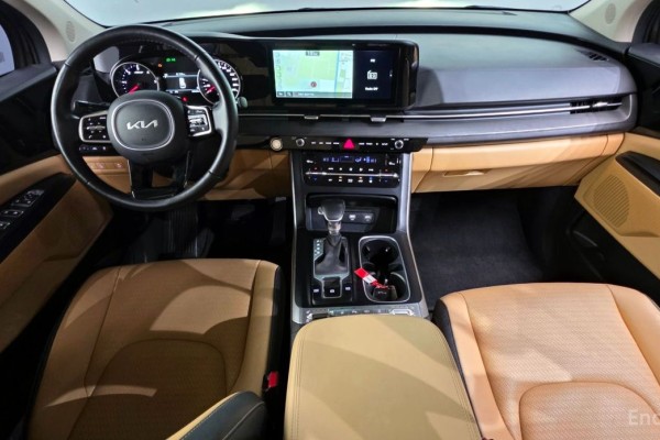 2022 Kia Carnival с пробегом 69 638 км