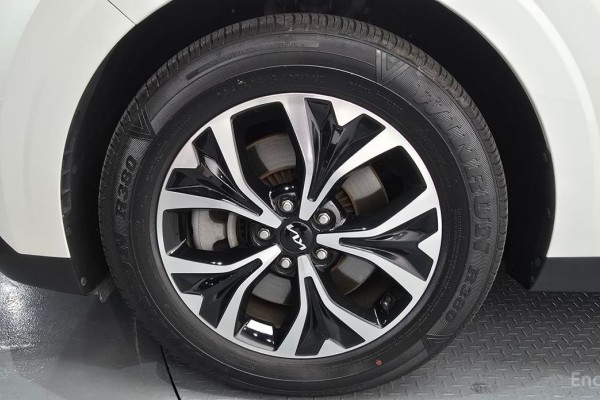 2022 Kia Carnival с пробегом 64 503 км