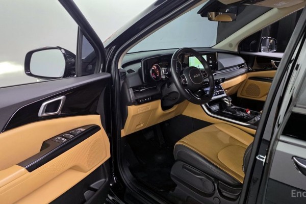 2022 Kia Carnival с пробегом 69 638 км