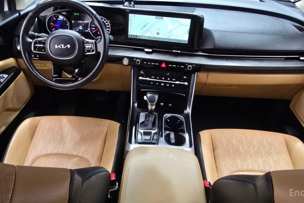 2022 Kia Carnival с пробегом 64 503 км