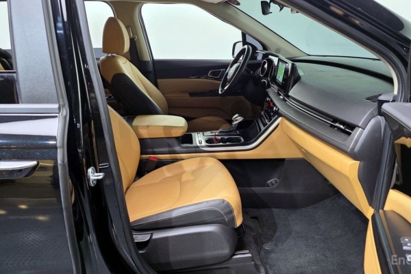 2022 Kia Carnival с пробегом 69 638 км