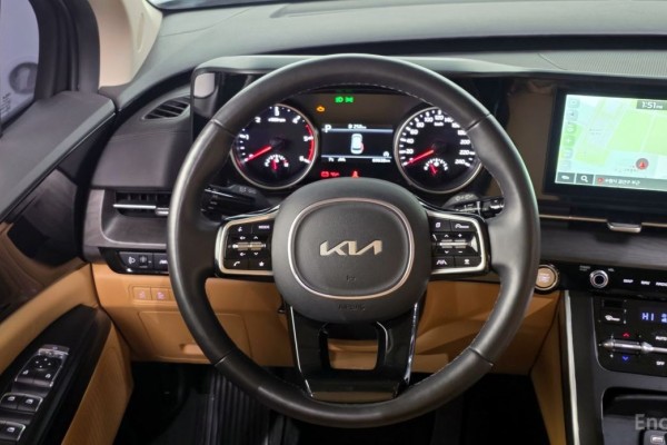 2022 Kia Carnival с пробегом 69 638 км