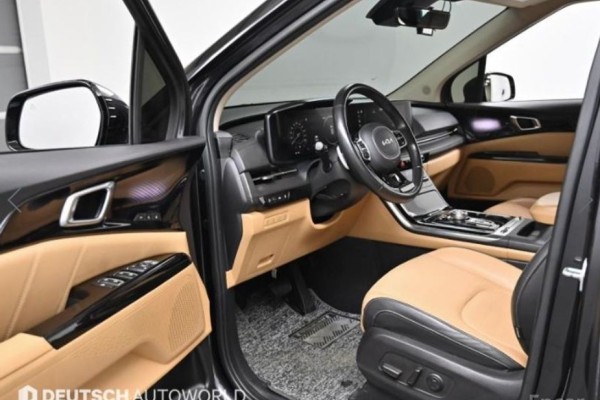 2021 Kia Carnival с пробегом 81 004 км