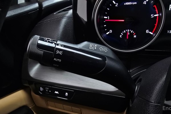 2022 Kia Carnival с пробегом 64 503 км