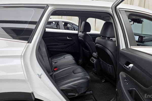 2021 Hyundai Santa Fe с пробегом 96 874 км