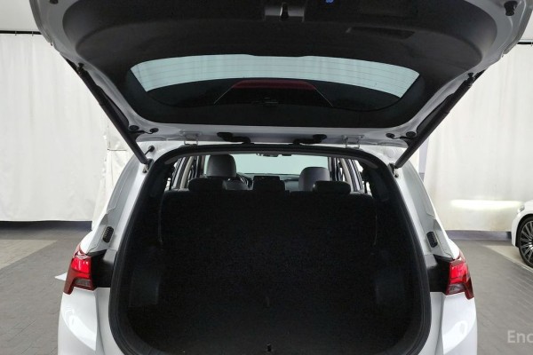 2021 Hyundai Santa Fe с пробегом 84 399 км