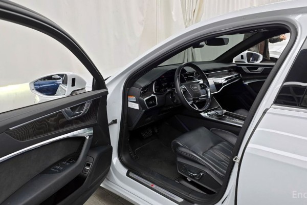 2022 Audi A6 с пробегом 125 275 км