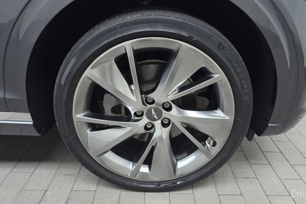 2021 Genesis GV70 с пробегом 68 646 км