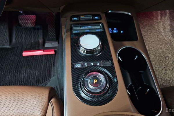 2021 Genesis GV70 с пробегом 63 730 км