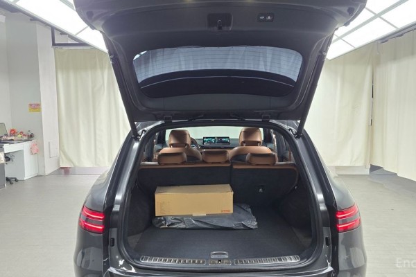 2021 Genesis GV70 с пробегом 68 646 км