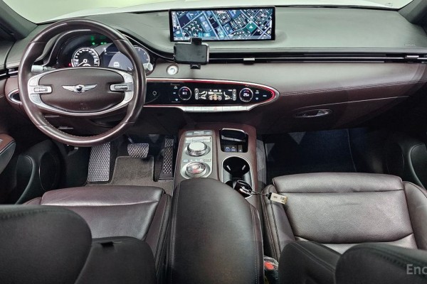 2021 Genesis GV70 с пробегом 78 622 км
