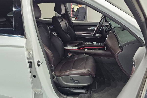 2021 Genesis GV70 с пробегом 78 622 км