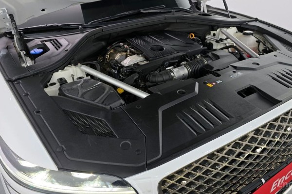 2021 Genesis GV70 с пробегом 35 348 км