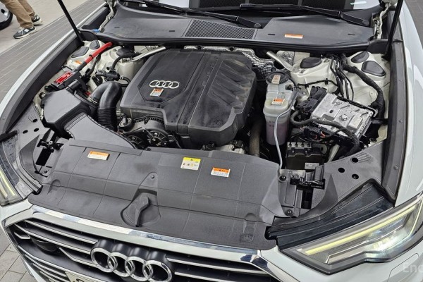 2021 Audi A6 с пробегом 90 658 км