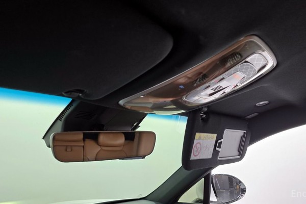 2021 Genesis GV70 с пробегом 35 348 км