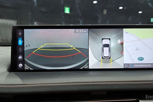 2021 Genesis GV70 с пробегом 80 092 км