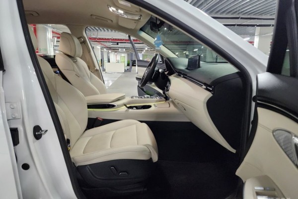 2021 Genesis GV70 с пробегом 49 052 км