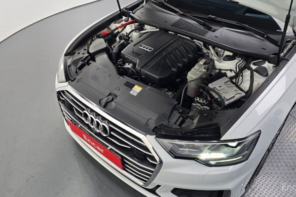 2022 Audi A6 с пробегом 42 006 км