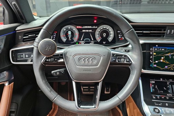 2021 Audi A6 с пробегом 119 287 км