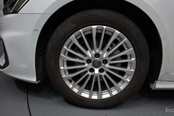 2021 Audi A6 с пробегом 75 995 км