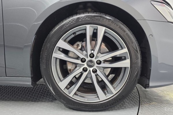 2022 Audi A6 с пробегом 54 463 км