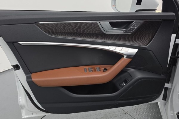 2022 Audi A6 с пробегом 40 050 км