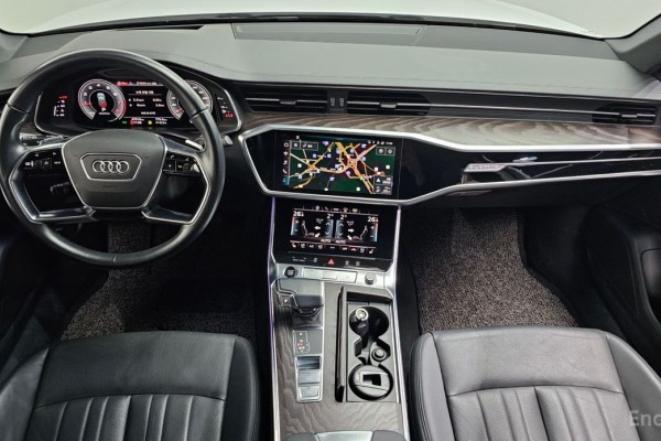 2021 Audi A6 с пробегом 47 016 км