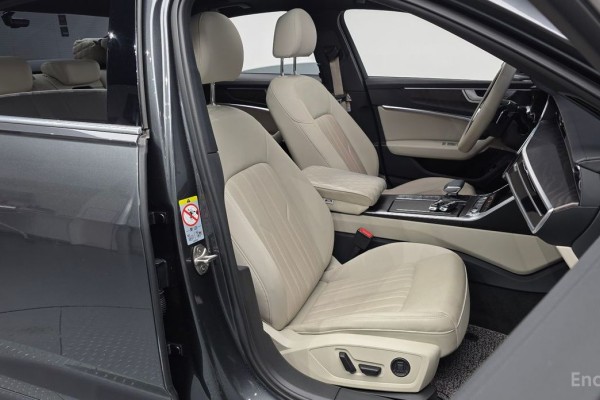 2022 Audi A6 с пробегом 54 463 км