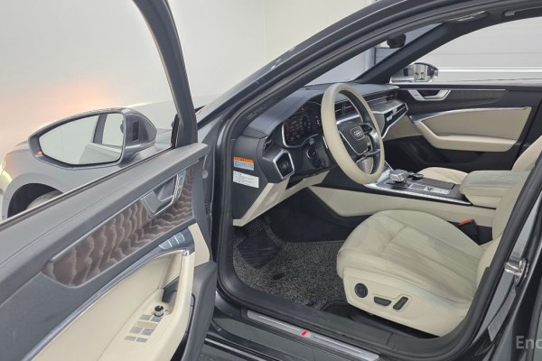 2022 Audi A6 с пробегом 54 463 км