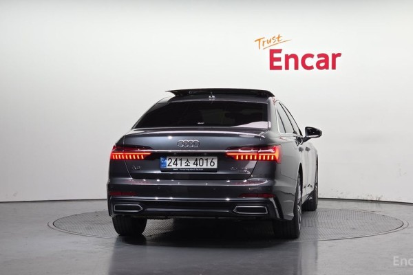 2022 Audi A6 с пробегом 62 079 км