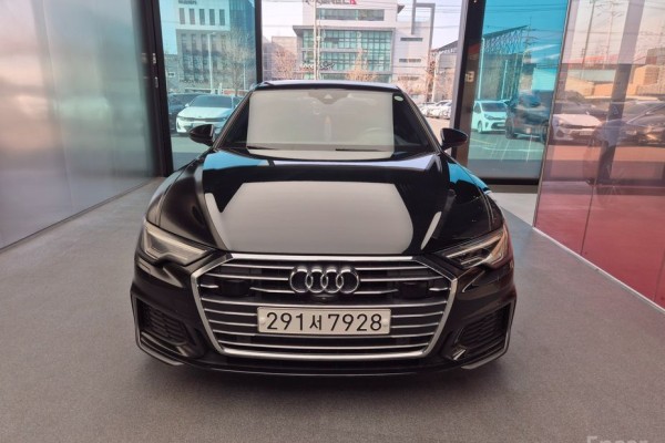 2021 Audi A6 с пробегом 59 043 км