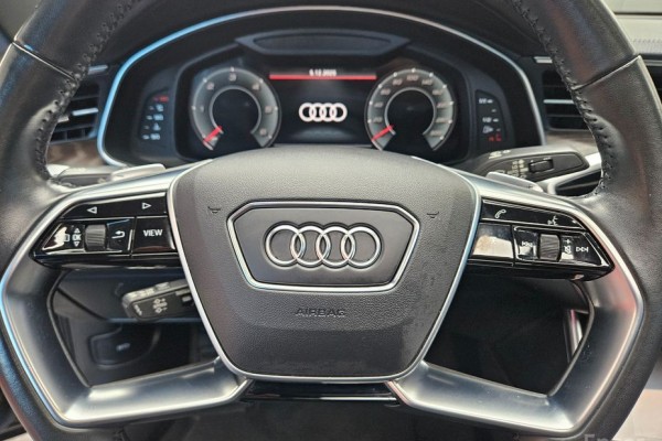 2021 Audi A6 с пробегом 59 043 км