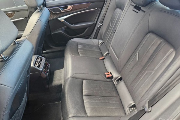 2021 Audi A6 с пробегом 59 043 км