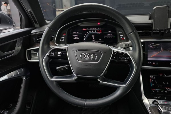 2022 Audi A6 с пробегом 62 079 км