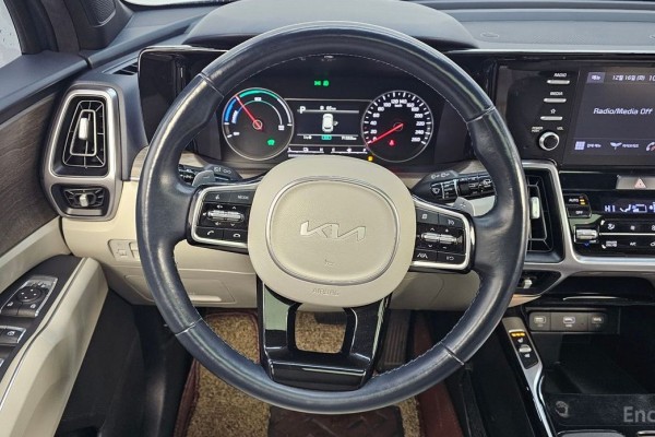 2022 Kia Sorento с пробегом 71 553 км