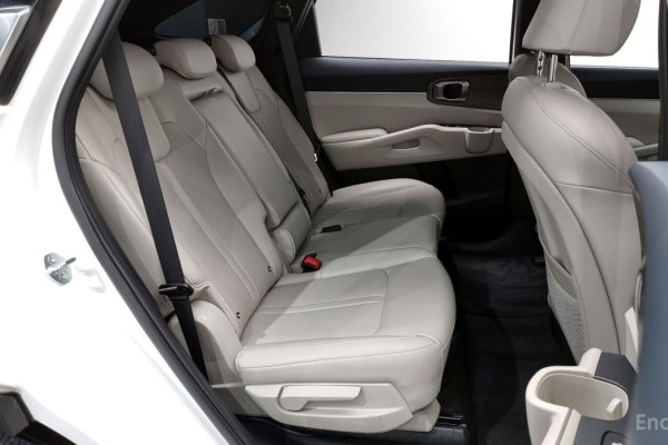 2022 Kia Sorento с пробегом 40 438 км