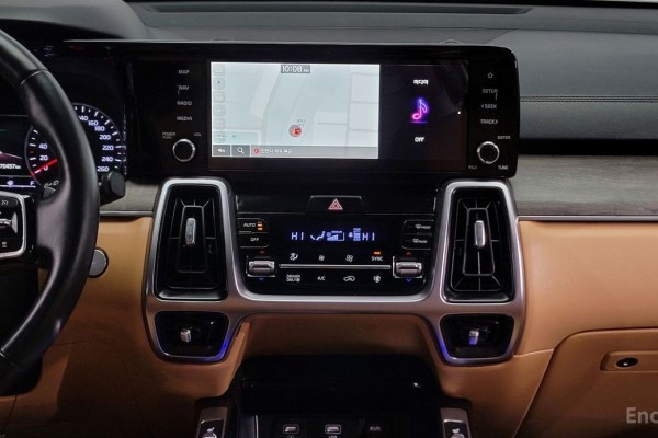 2022 Kia Sorento с пробегом 70 457 км