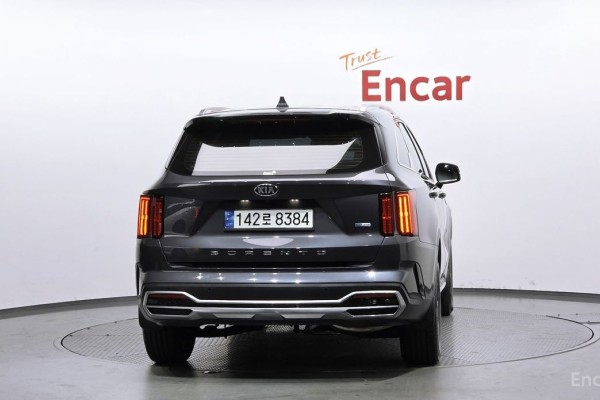 2021 Kia Sorento с пробегом 50 927 км