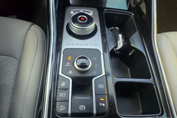 2021 Kia Sorento с пробегом 77 680 км