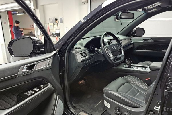 2022 SsangYong Rexton с пробегом 13 717 км