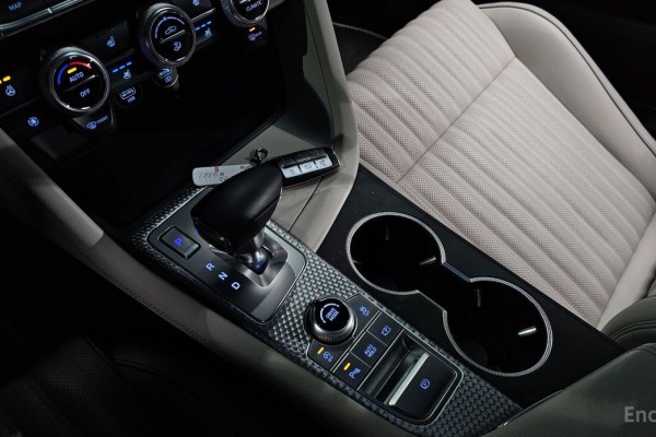 2022 Genesis G70 с пробегом 54 949 км