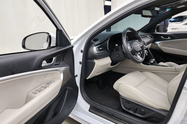 2022 Genesis G70 с пробегом 43 706 км