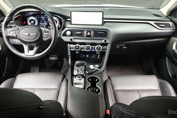 2022 Genesis G70 с пробегом 55 642 км