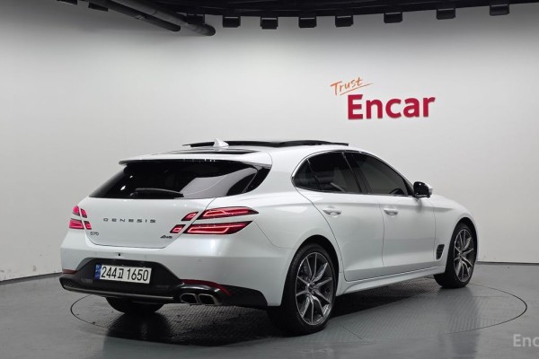 2023 Genesis G70 с пробегом 8 870 км
