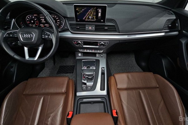 2020 Audi Q5 с пробегом 26 459 км