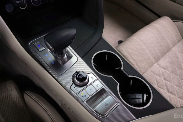 2022 Genesis G70 с пробегом 40 332 км