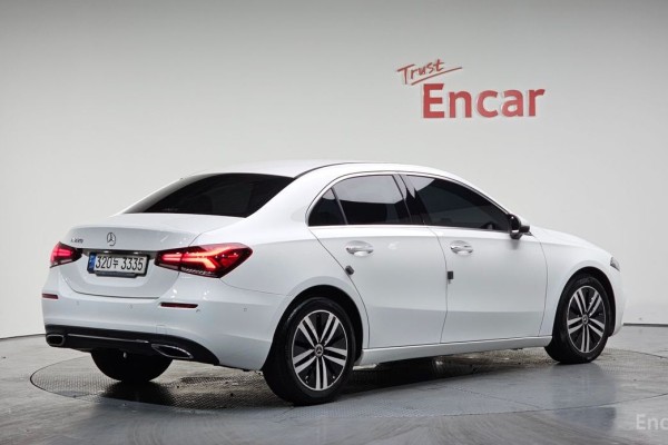 2021 Mercedes-Benz A-Класс с пробегом 45 965 км