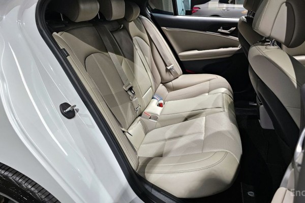 2022 Genesis G70 с пробегом 53 995 км