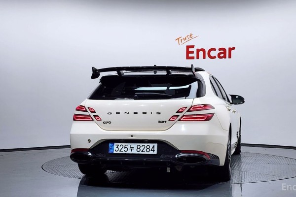 2022 Genesis G70 с пробегом 54 390 км