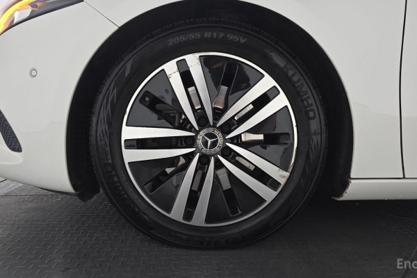 2021 Mercedes-Benz A-Класс с пробегом 45 965 км